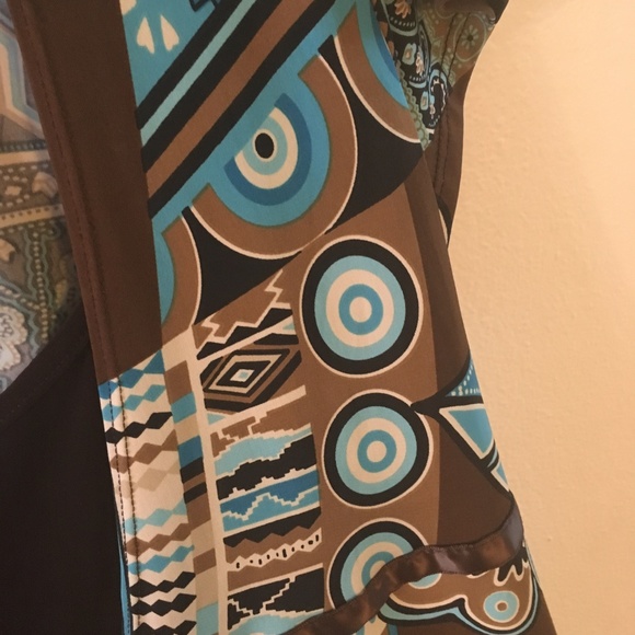 2X Jovia Floral Top With Tie Belt - Picture 5 of 5